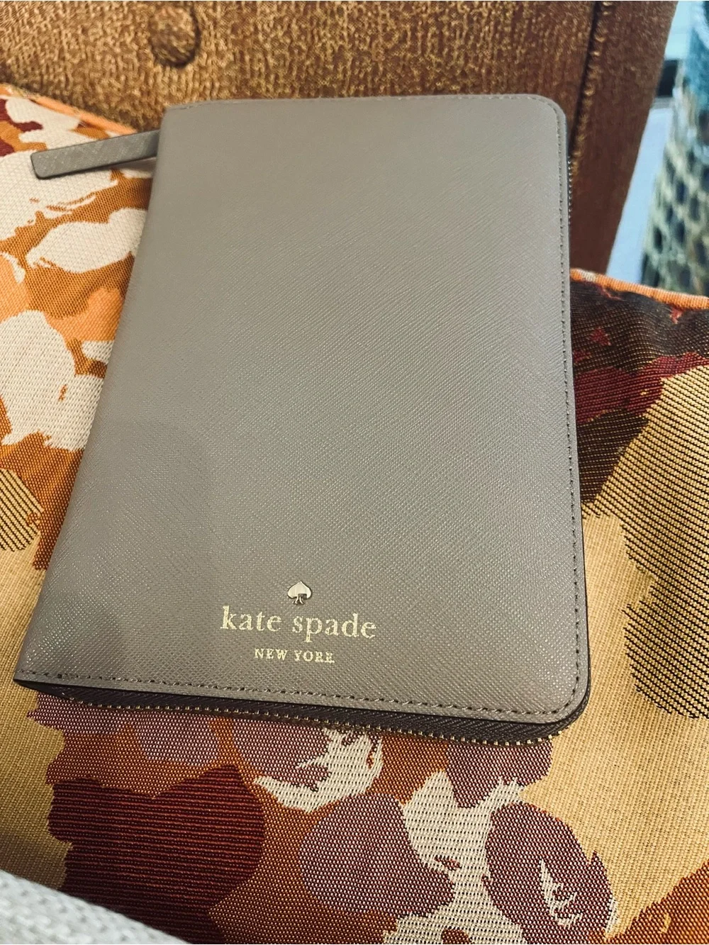 kate spade Unused Taupe Leather Planner 6 Ring Organizer Agenda